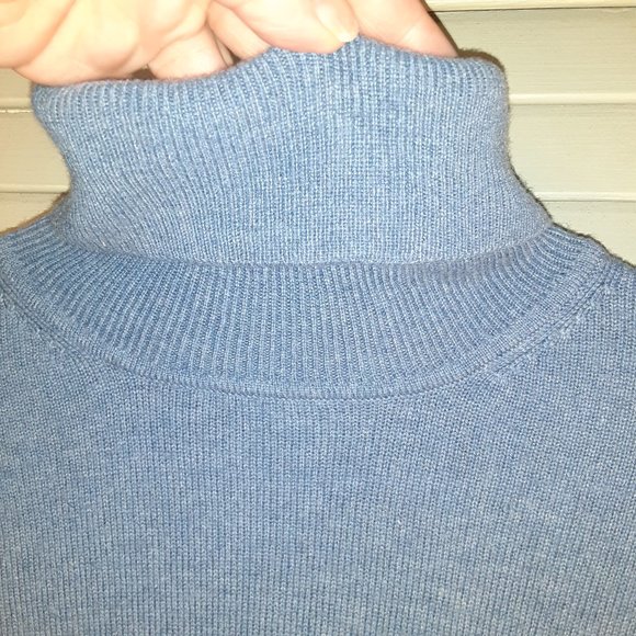 Evelyn Grace cashmere turtleneck sweater sz Medium - Picture 3 of 7